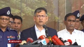 অবৈধ অস্ত্র উদ্ধারে বিশেষ ইউনিট গঠন, তথ্য দিলে ২ লাখ টাকা পুরস্কার ঘোষণা স্বরাষ্ট্রমন্ত্রীর