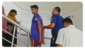 অভিযোগ নেই, তবু সাংবাদিকের ডোপ টেস্ট করল পুলিশ